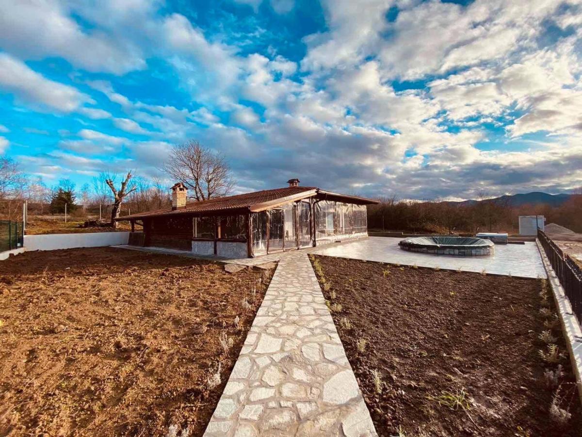Къща за гости Боеви Yakovtsi Экстерьер фото